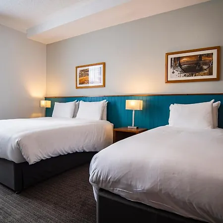 Highfield Hotell 3*
