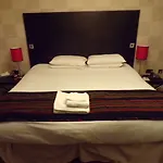 Highfield By Greene King Hotel 3*