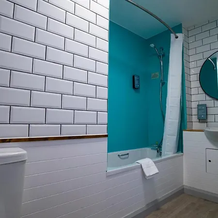 Highfield By Greene King Hotel