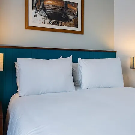 Highfield Hotel 3*
