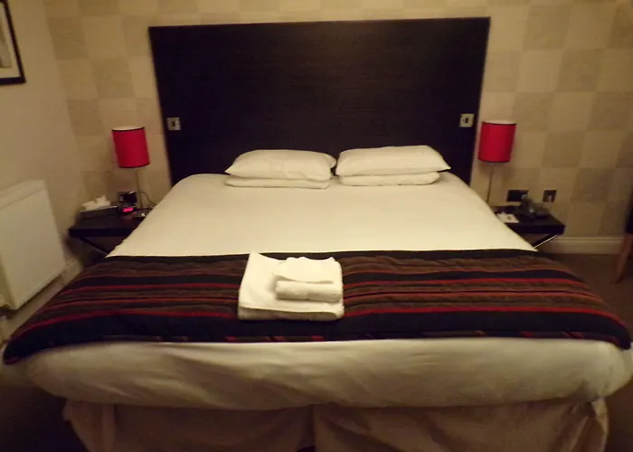 Highfield By Greene King Hotel 3*